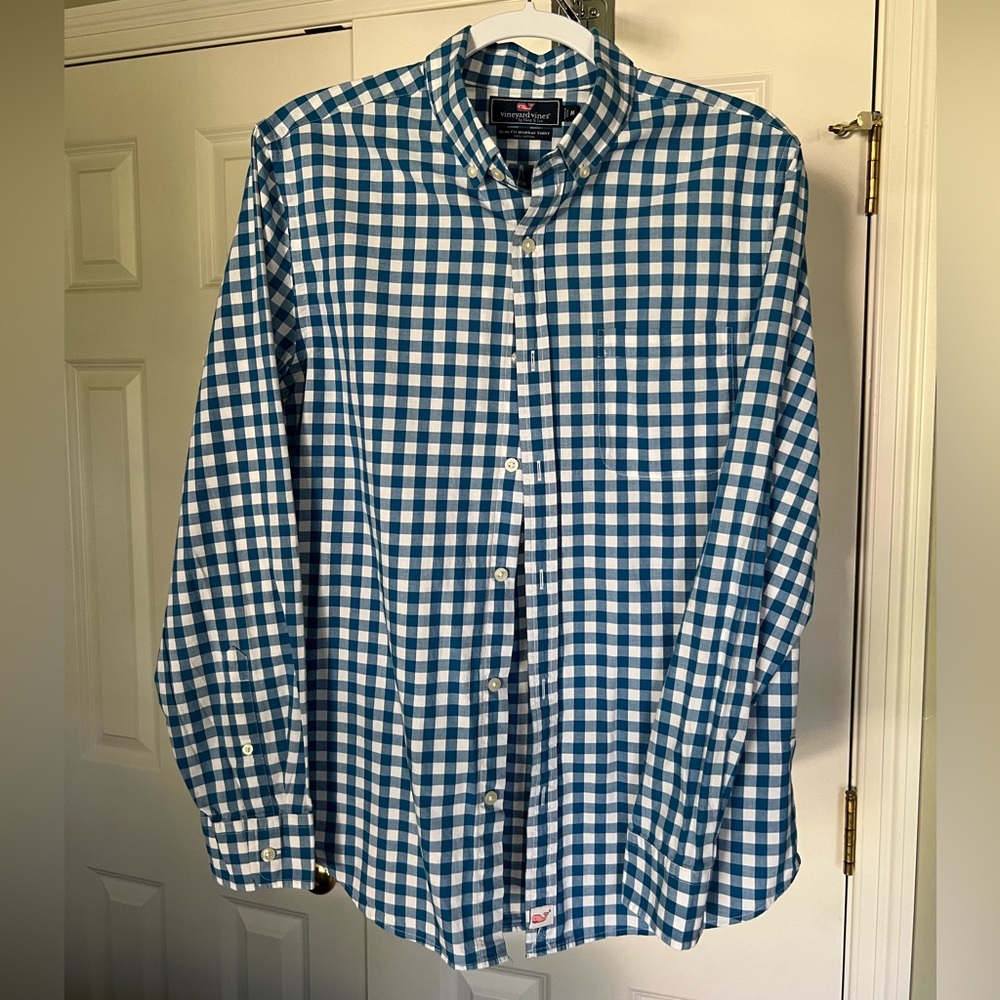 Vineyard Vines Slim fit cotton Murray shirt. Blue/White gingham. Men sz M
